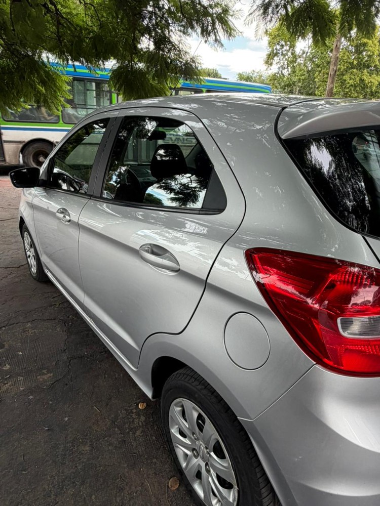 Ford Ka SE — foto 10